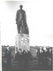 Участники слета ветеранов 208-й дивизии в дер. Кожиль Глазовского района у монумента погибщим Войнам
